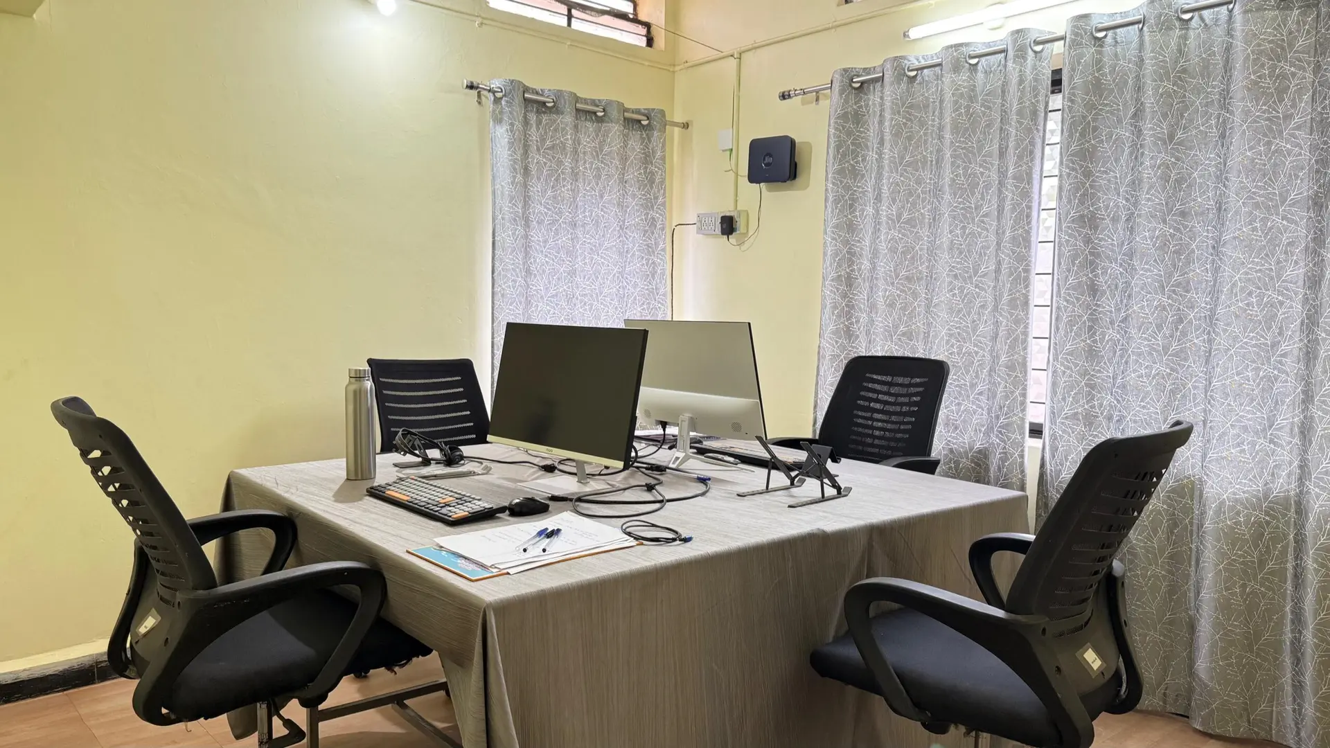 Geelani office photo 10