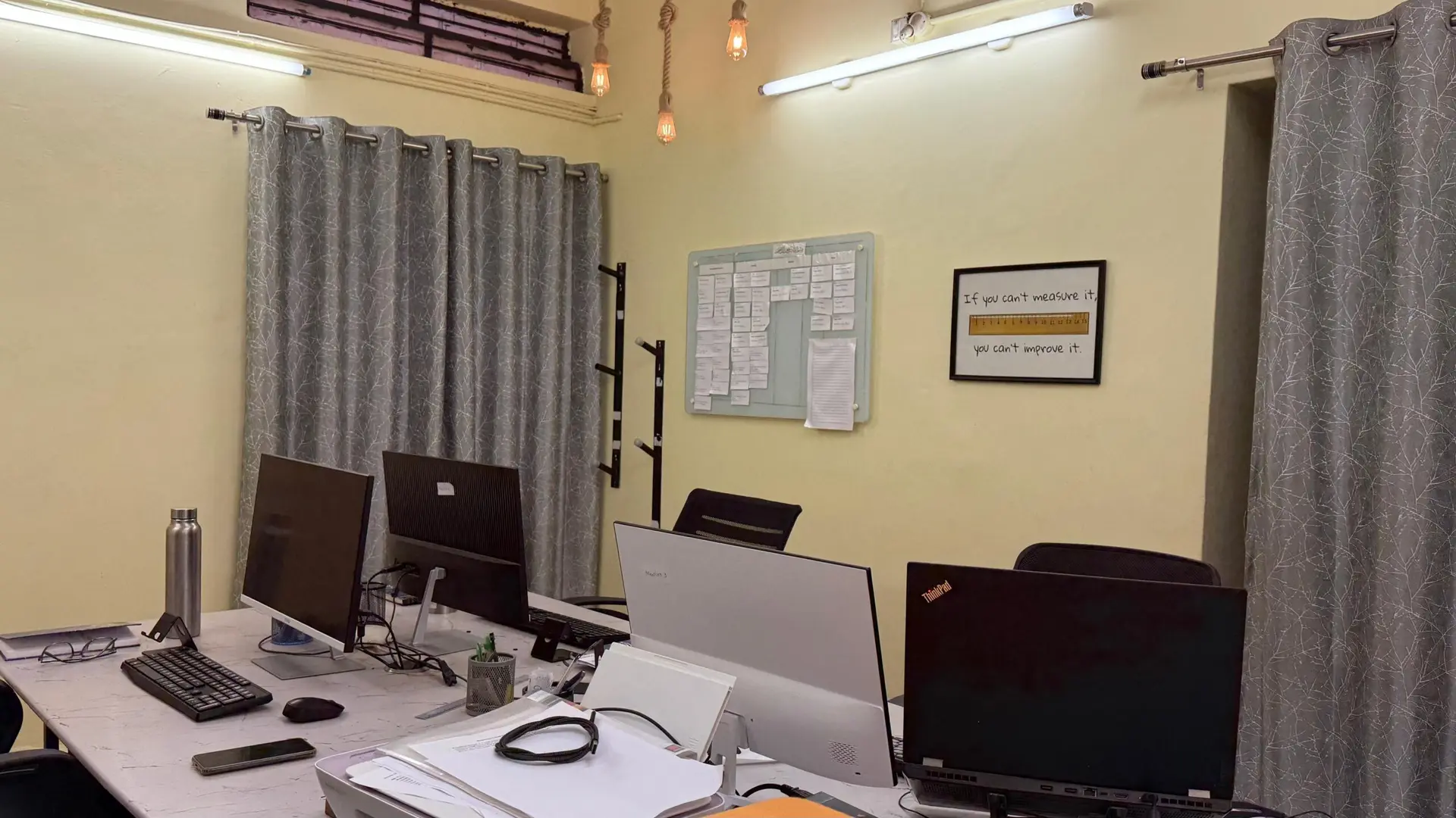 Geelani office photo 16